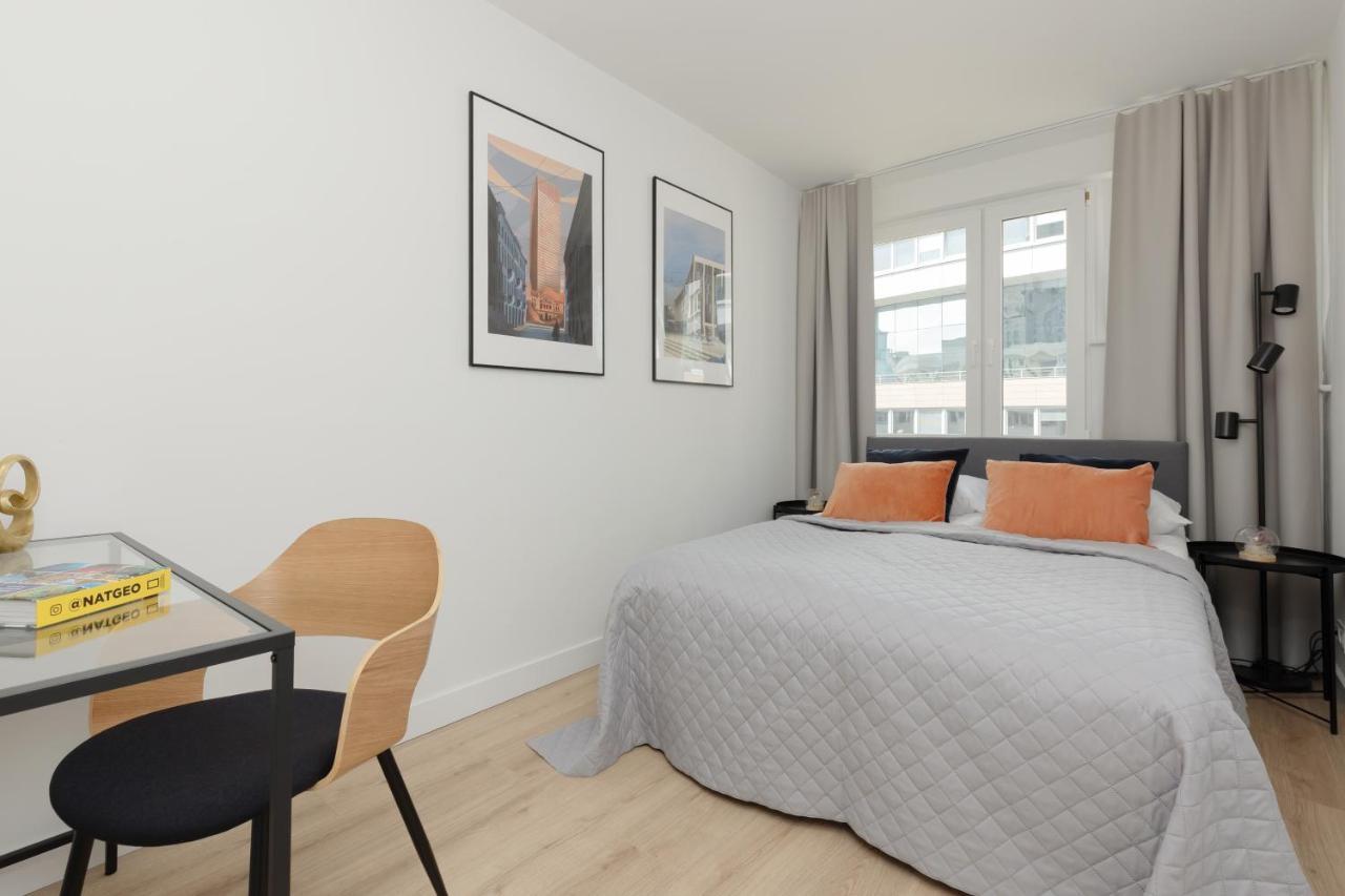 Center By Renters Апартаменти Варшава